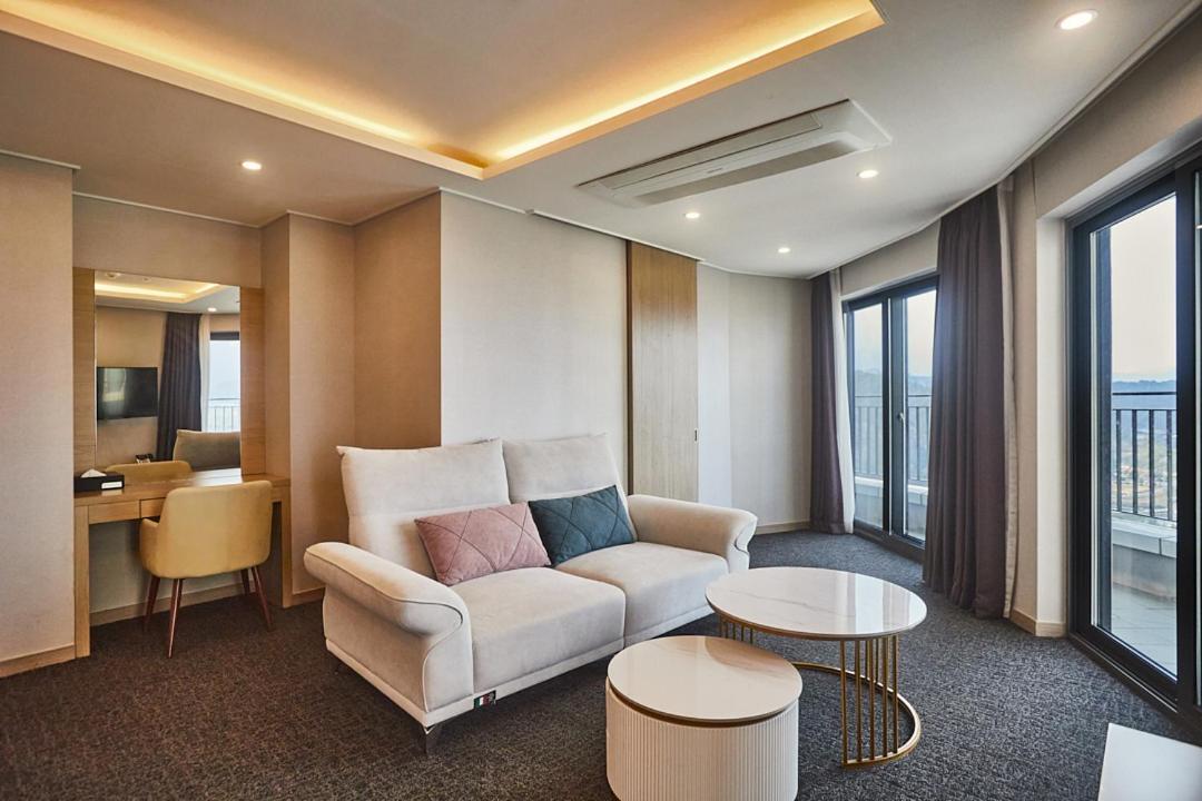 Chuncheon Eston Hotel Extérieur photo